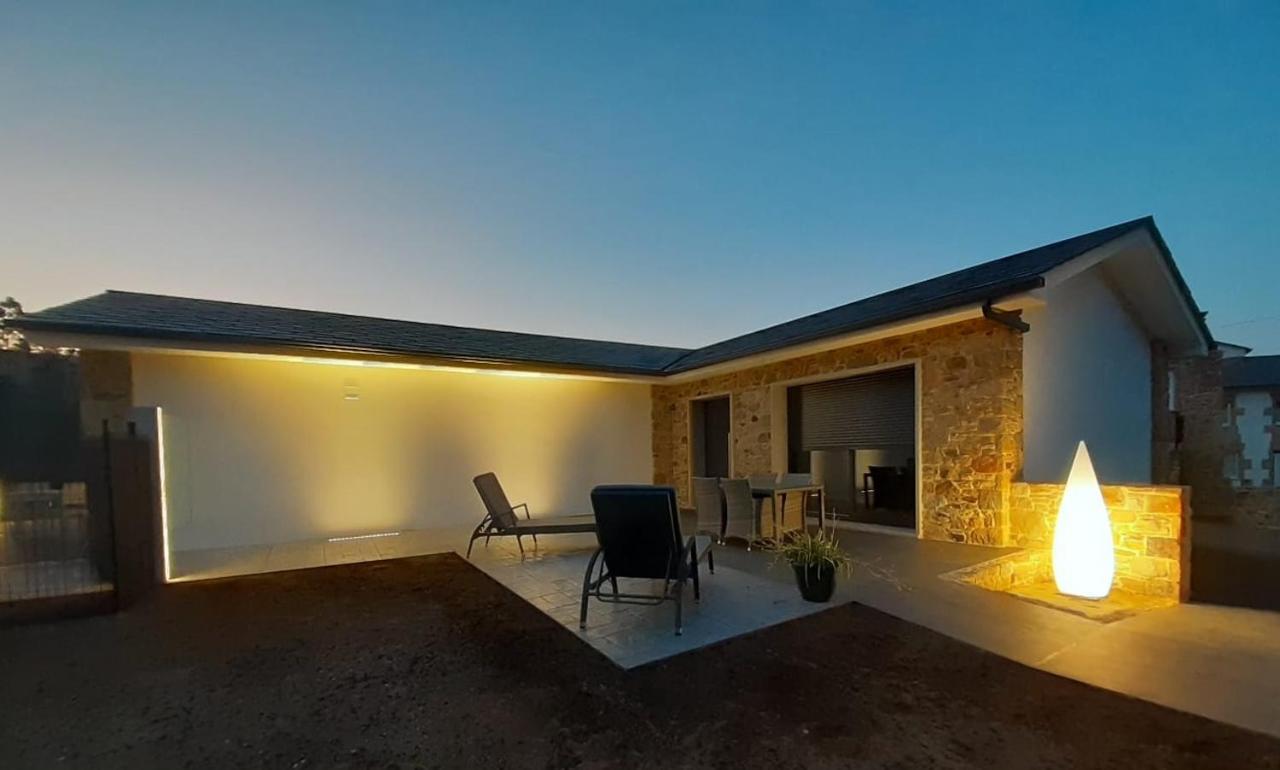 Aires De Miguez Villa Jove Exterior photo